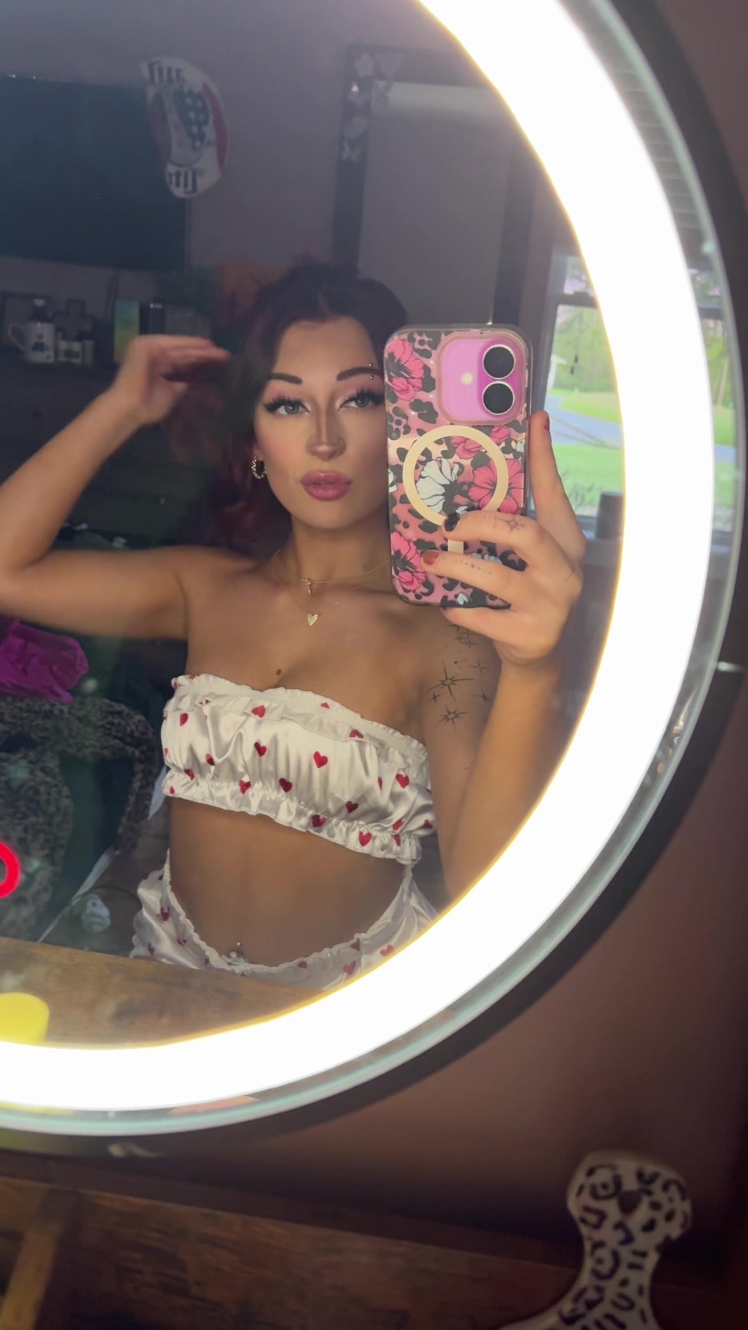 @Roxy🖤🕷️💋