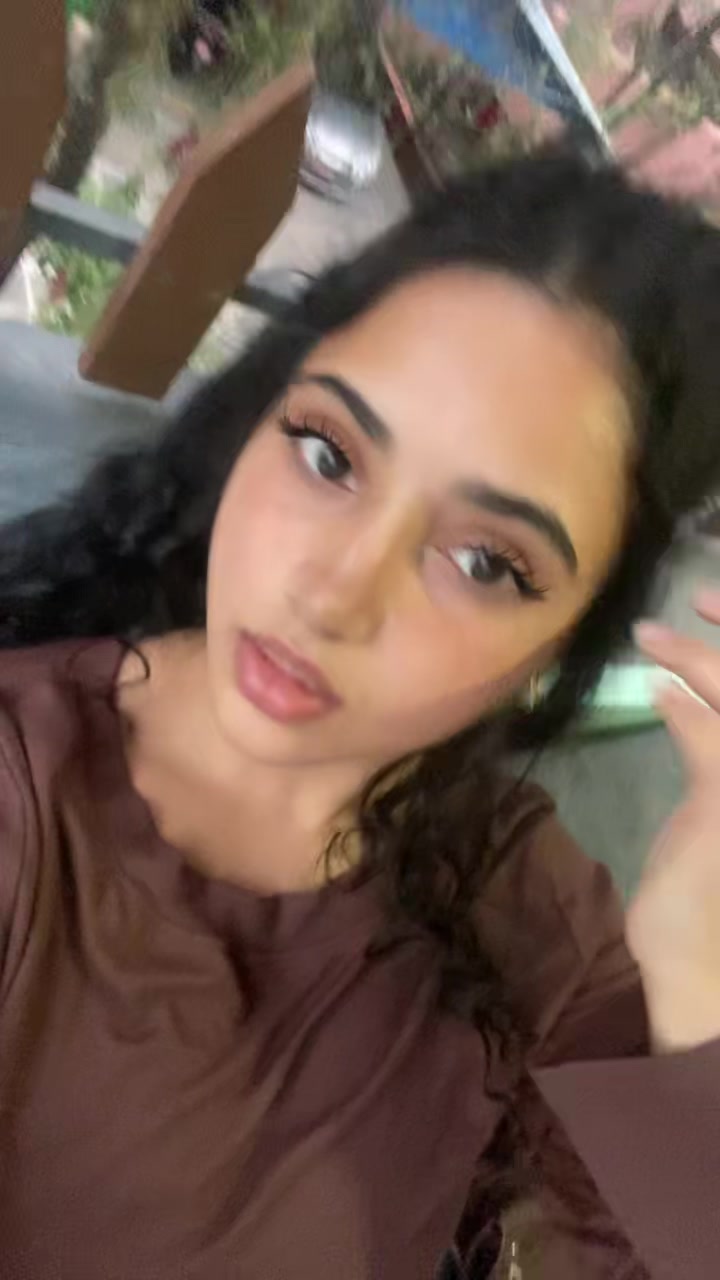 @burosutoppunau0