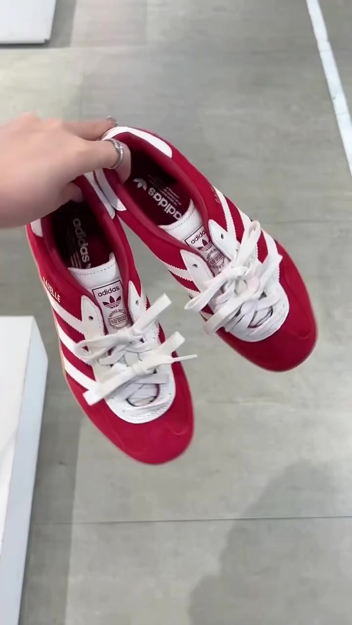 @Cora7