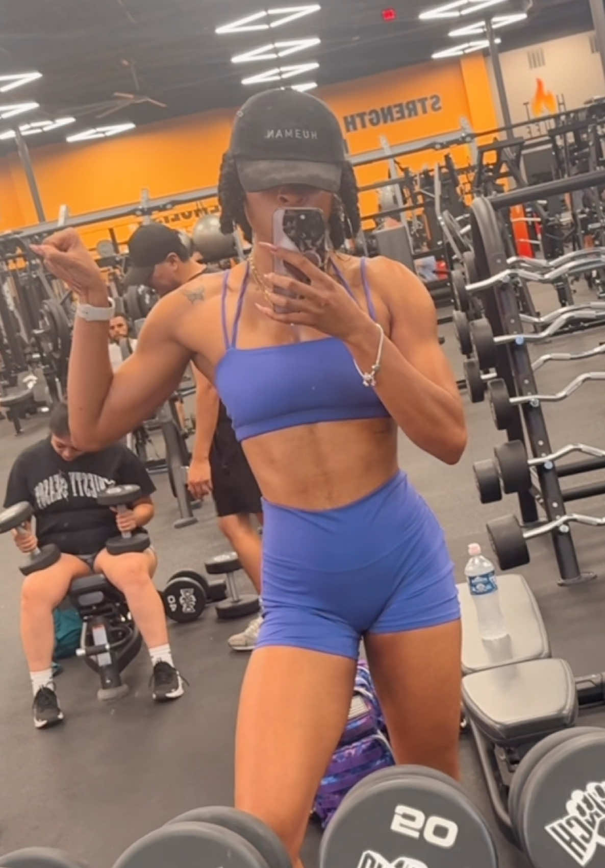 @CurlyHairToya