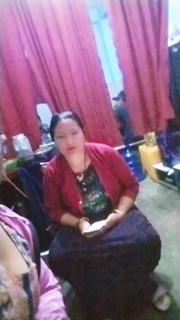 @संगिता थीङ