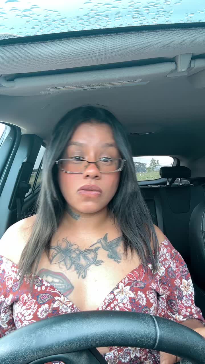 @lalalopez