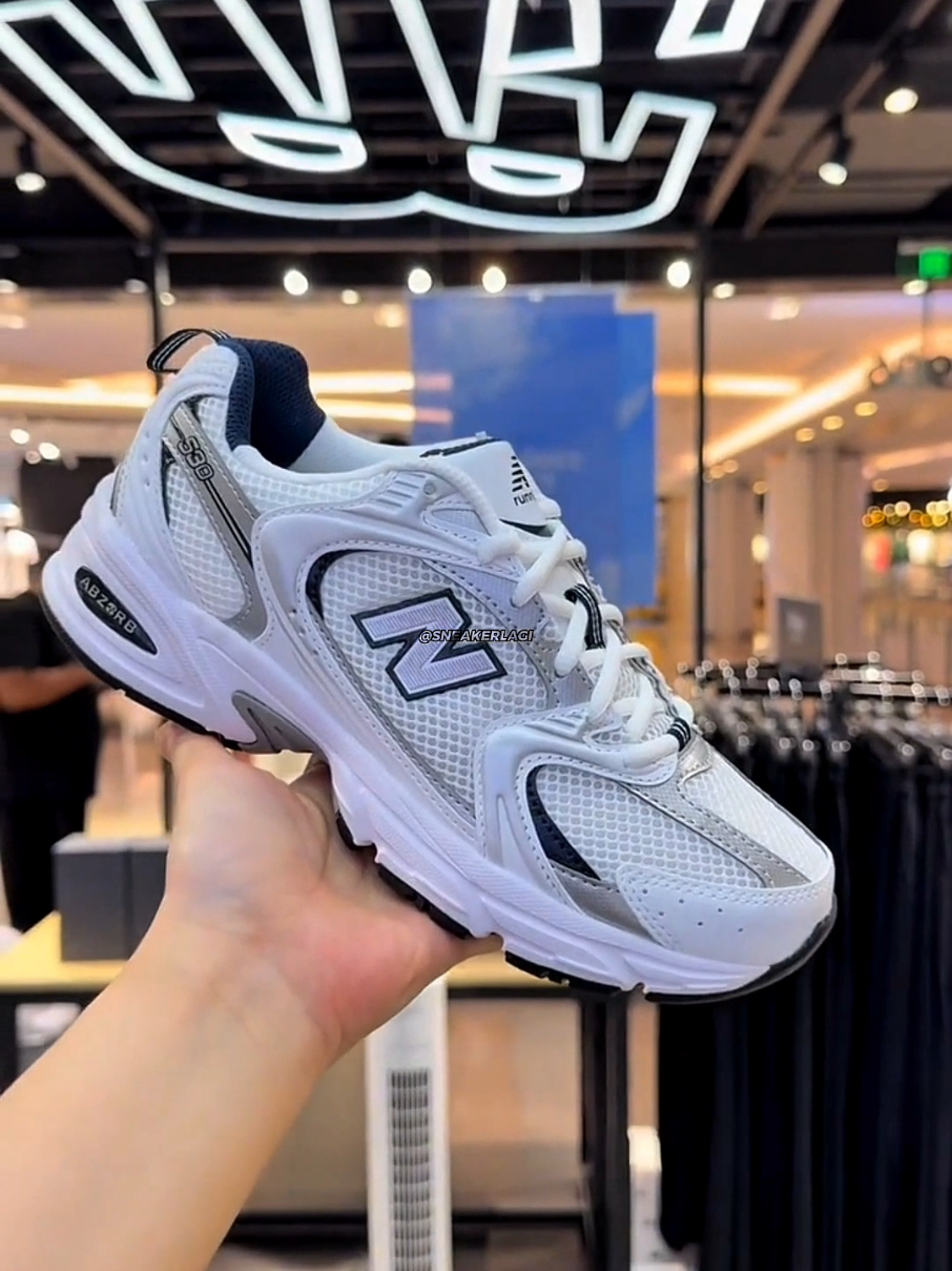 @𝙎𝙉𝙀𝘼𝙆𝙀𝙍𝙇𝘼𝙂𝙄