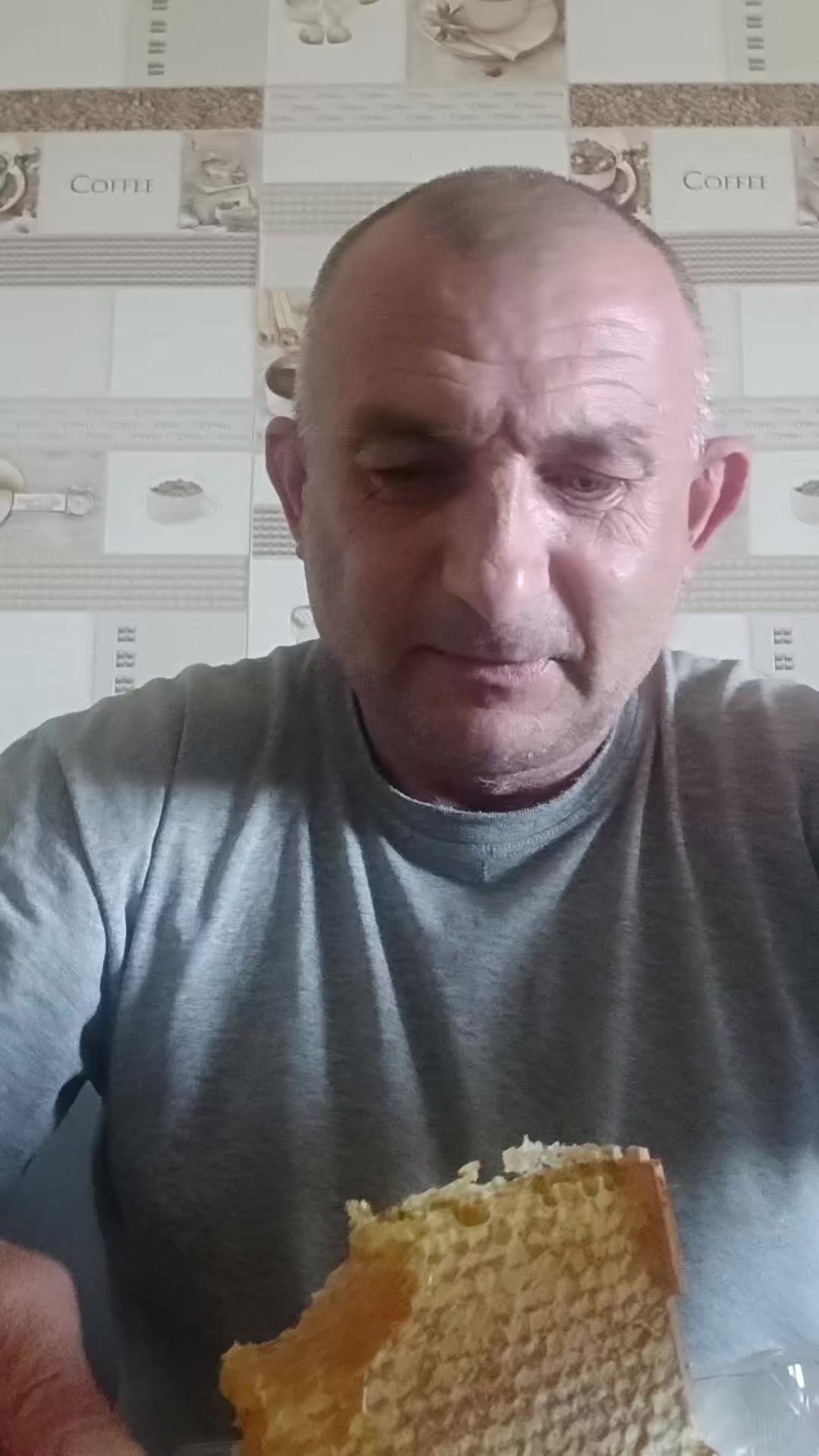 @Саша ( Метр )