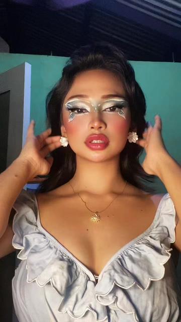 @lanelyn👁️