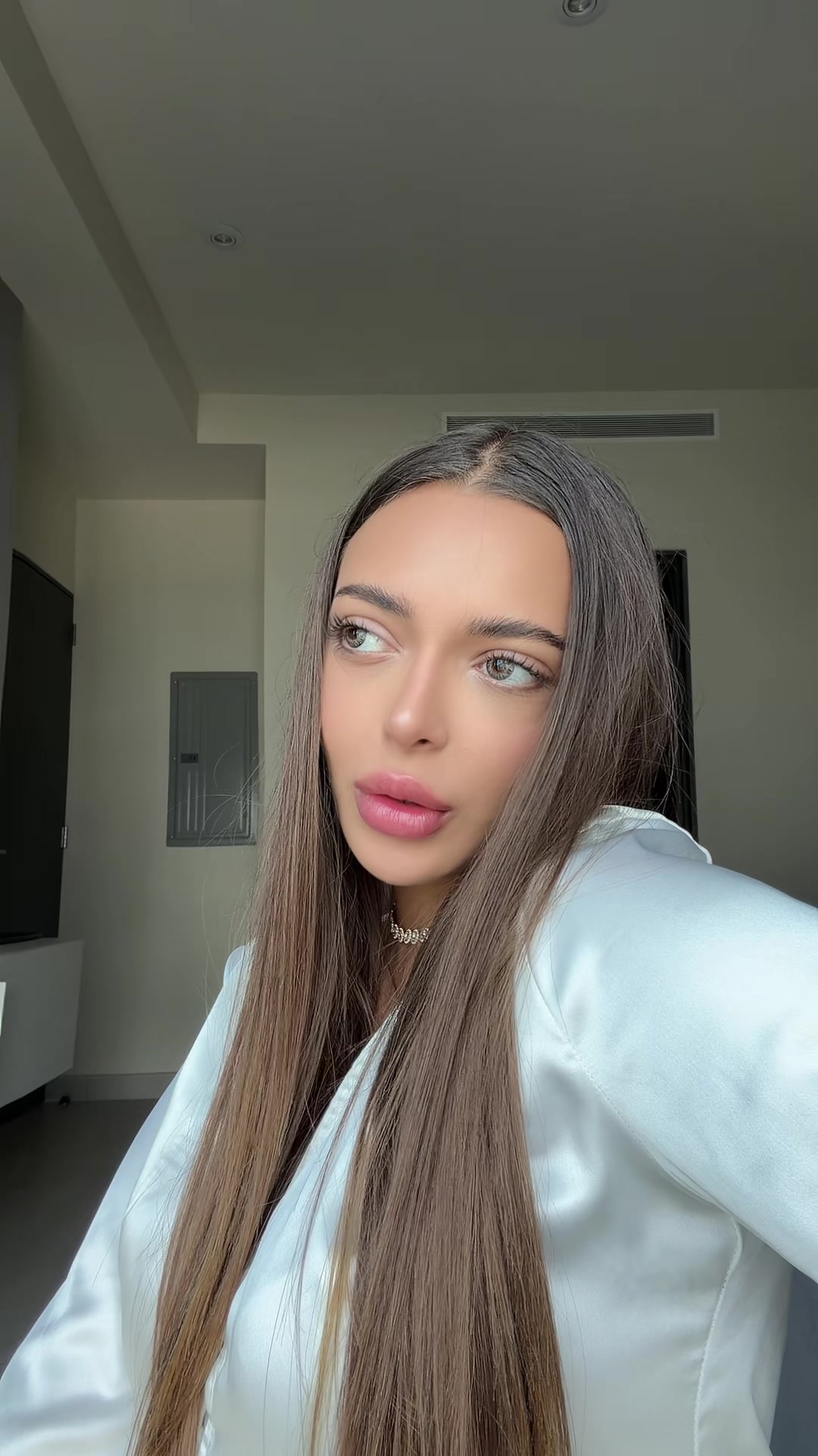 @Mia