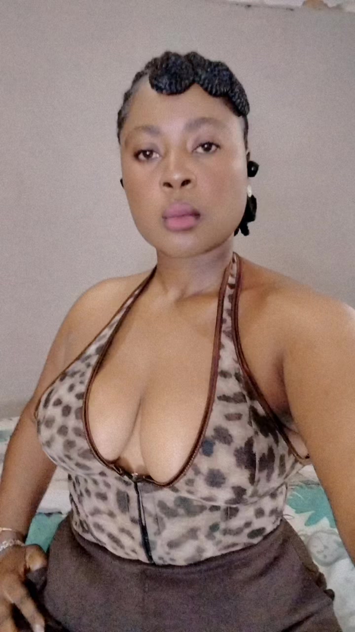 @Rhulani221