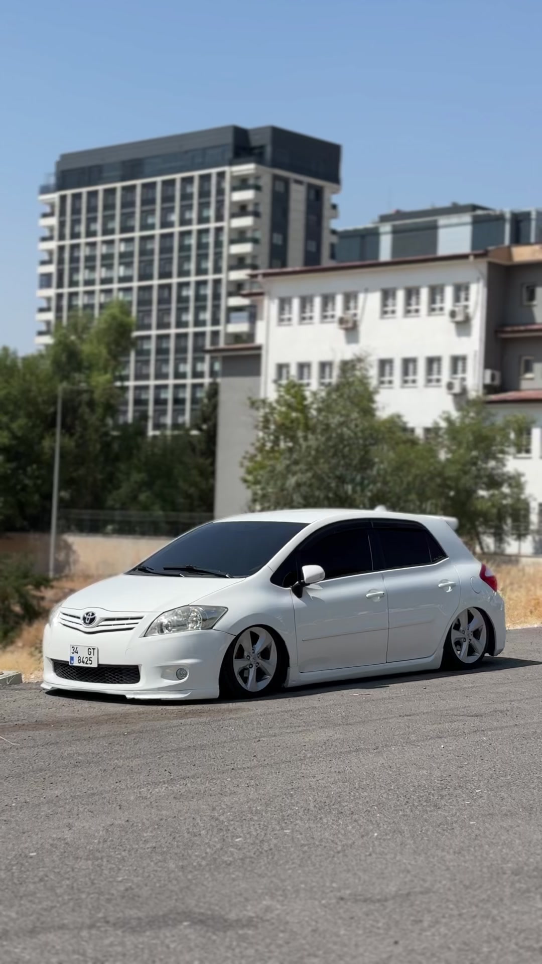 @34 GT 8425