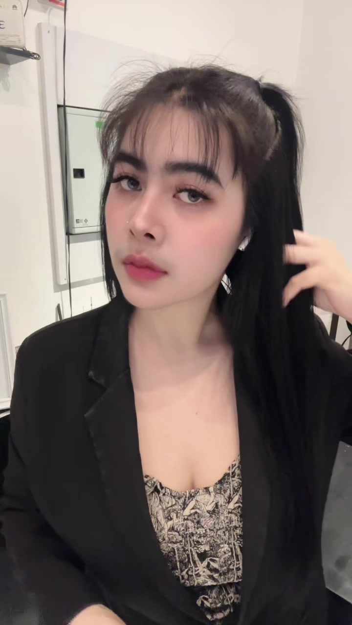 @เมย์ เสาวณีย์ 🖤