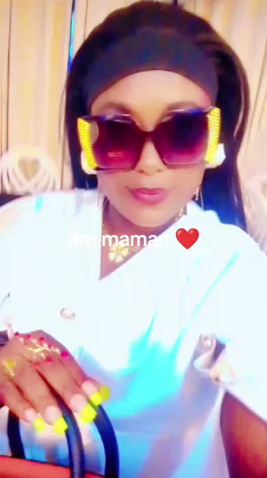 @naomi