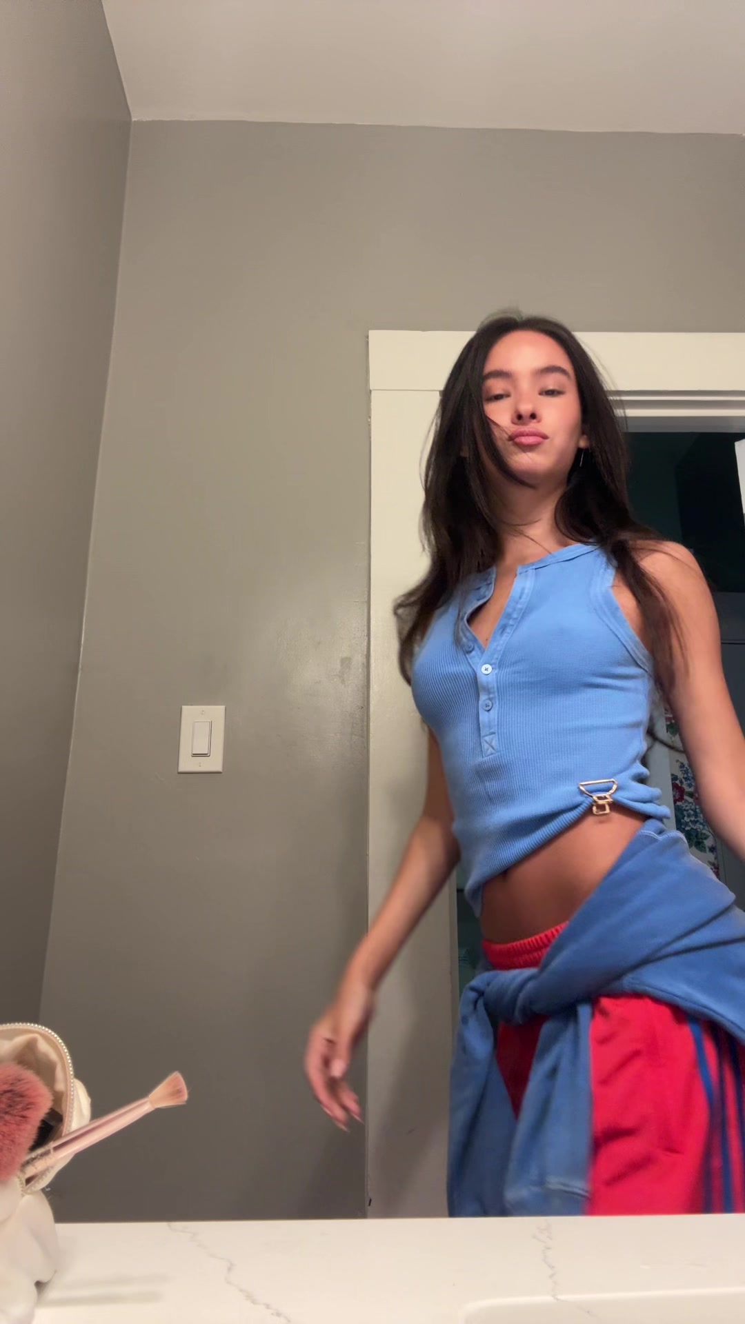 @anna