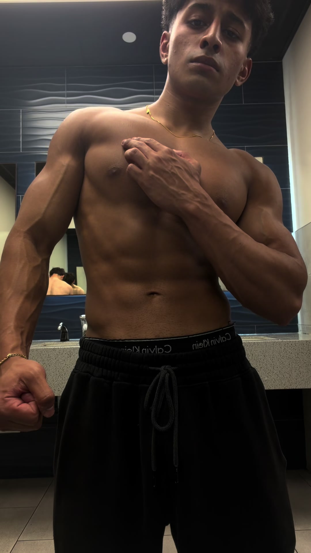 @Akashlifts
