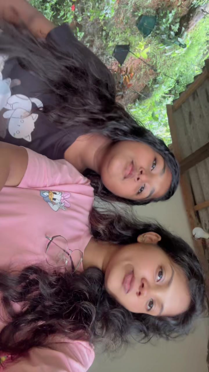 @Ishu ᥫᩣ
