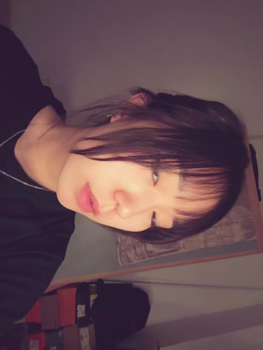 @vi.jpg