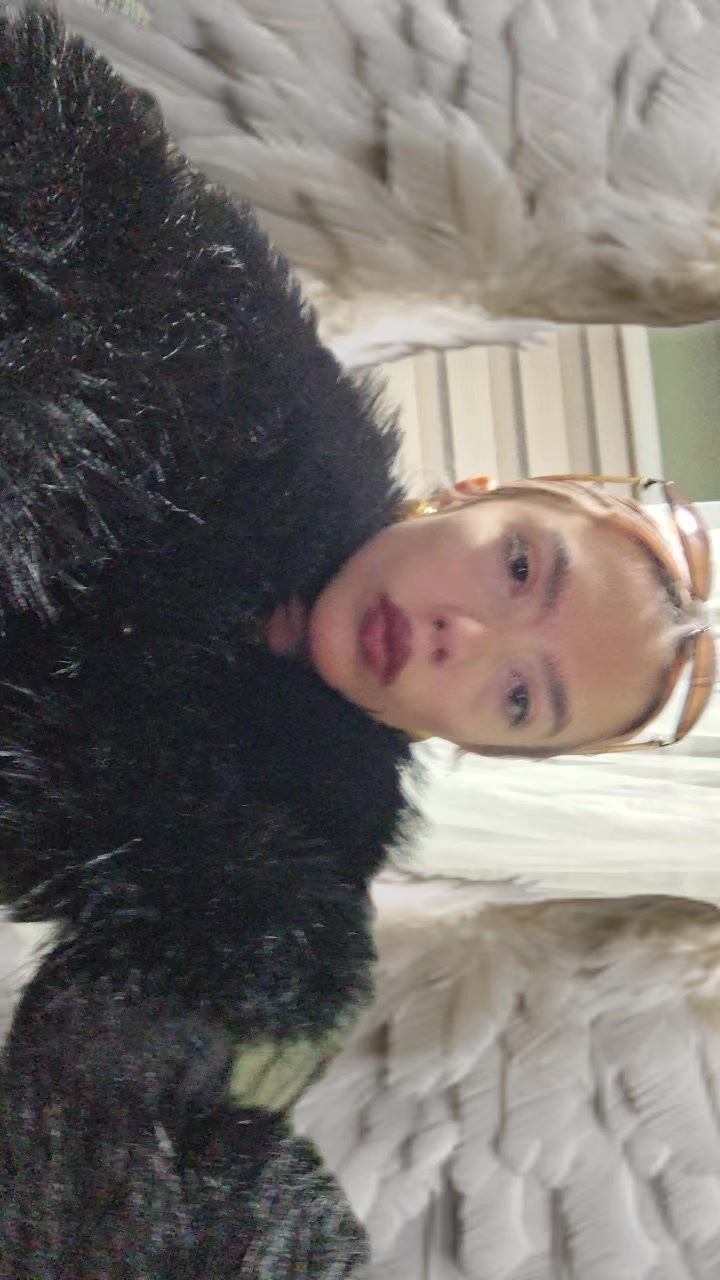 @Elenaع