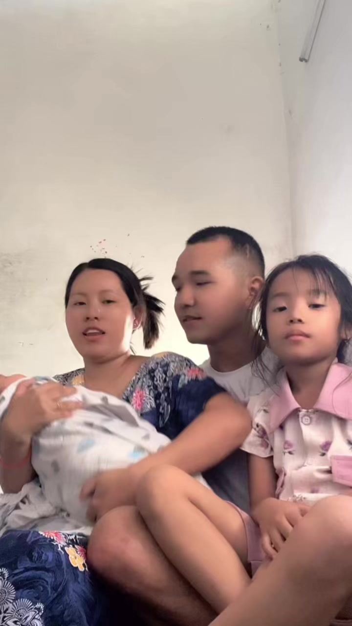 @August 24❤️🧑🧑🧒