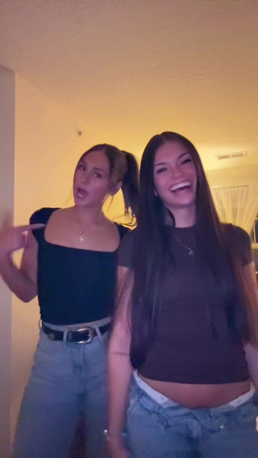 @laurennlangfordd