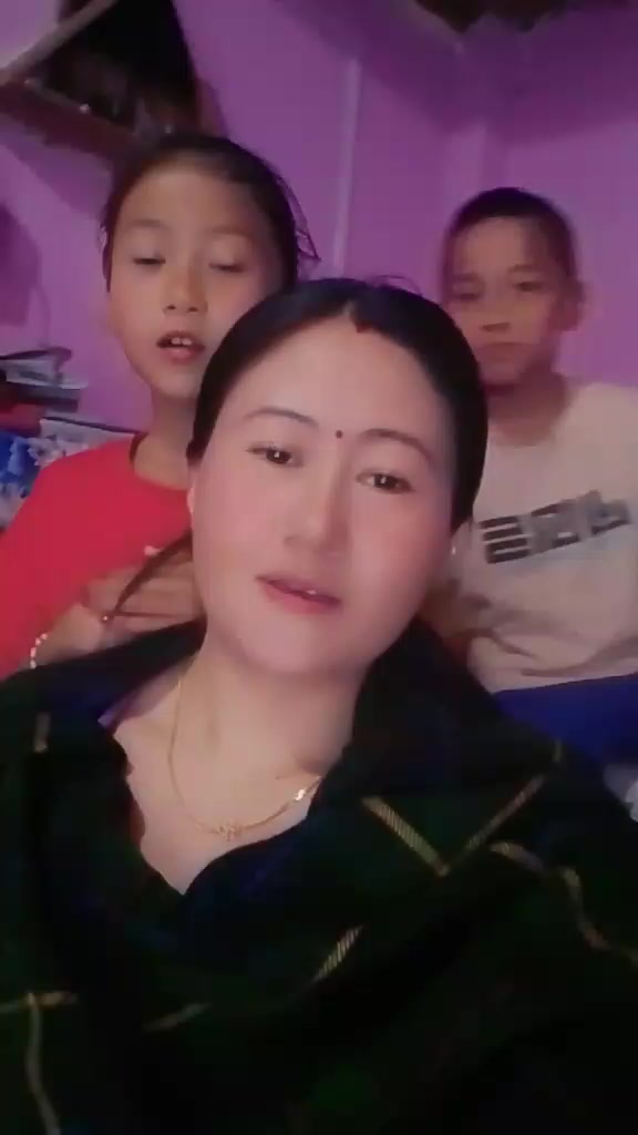 @China Gurung