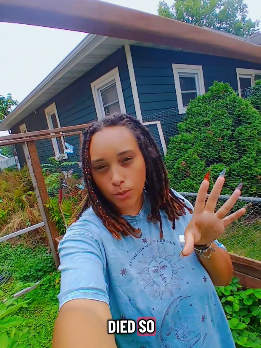 @Alicia ✨️🌱🐛