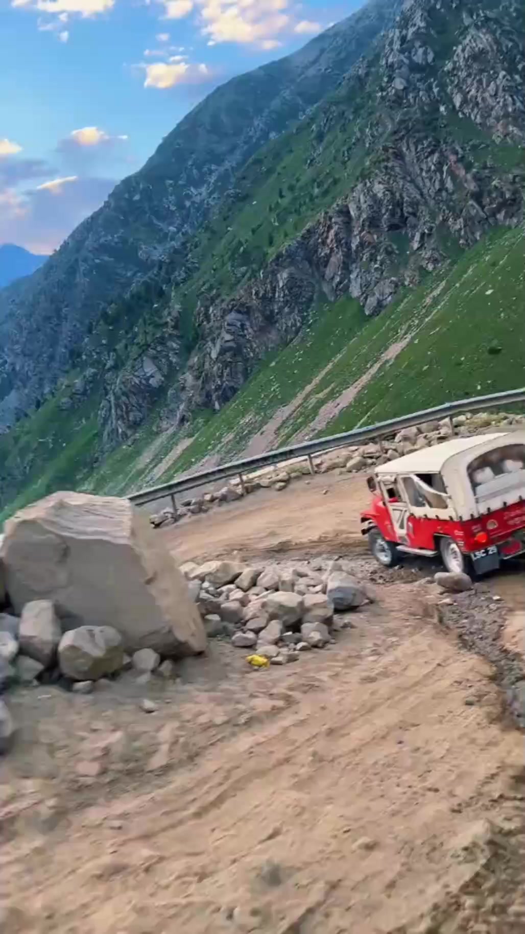 @Zahid Tour & Travels Islamabad