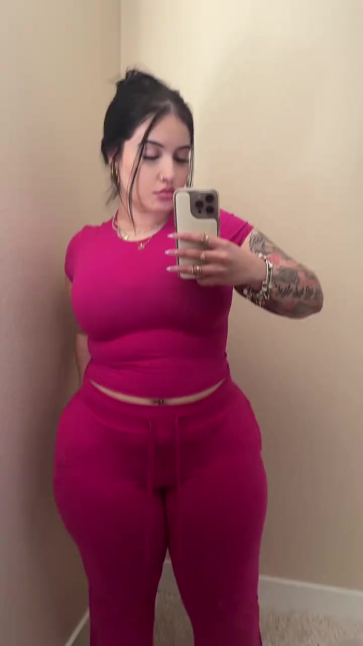 @CurveGirls