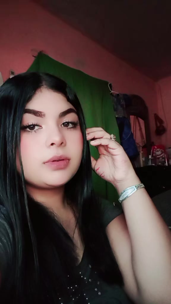 @Yuridia portillo 💋❤️