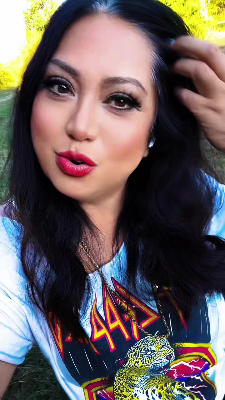 @DD💫UNIVERSE👑QUEEN