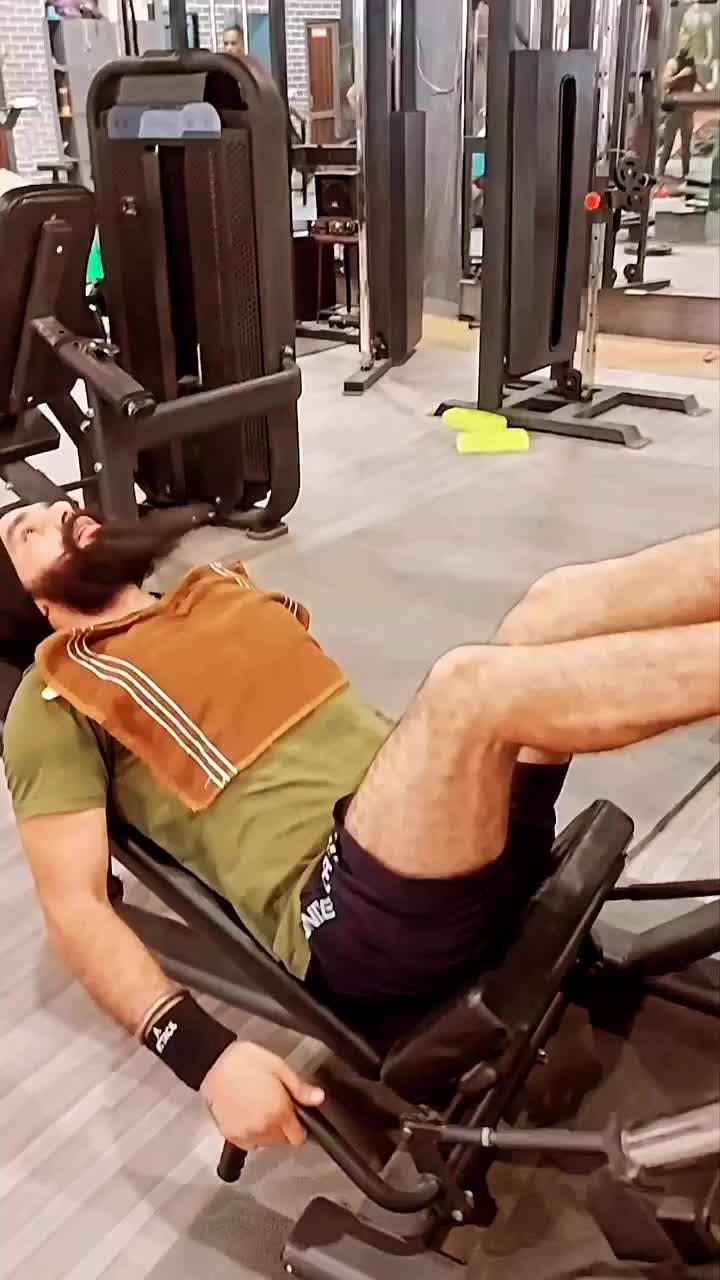 @_z_o_r_a