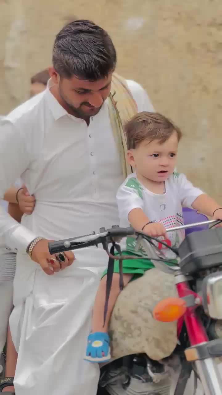 @💪✌️U❤️F UBAID AFRIDI