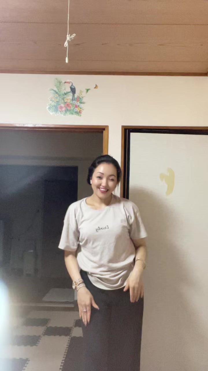 @Muna Thap🇯🇵🇯🇵