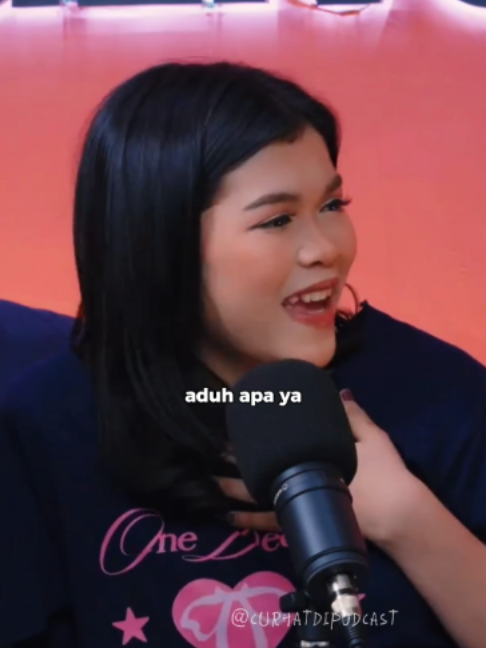 @Curhat di Podcast
