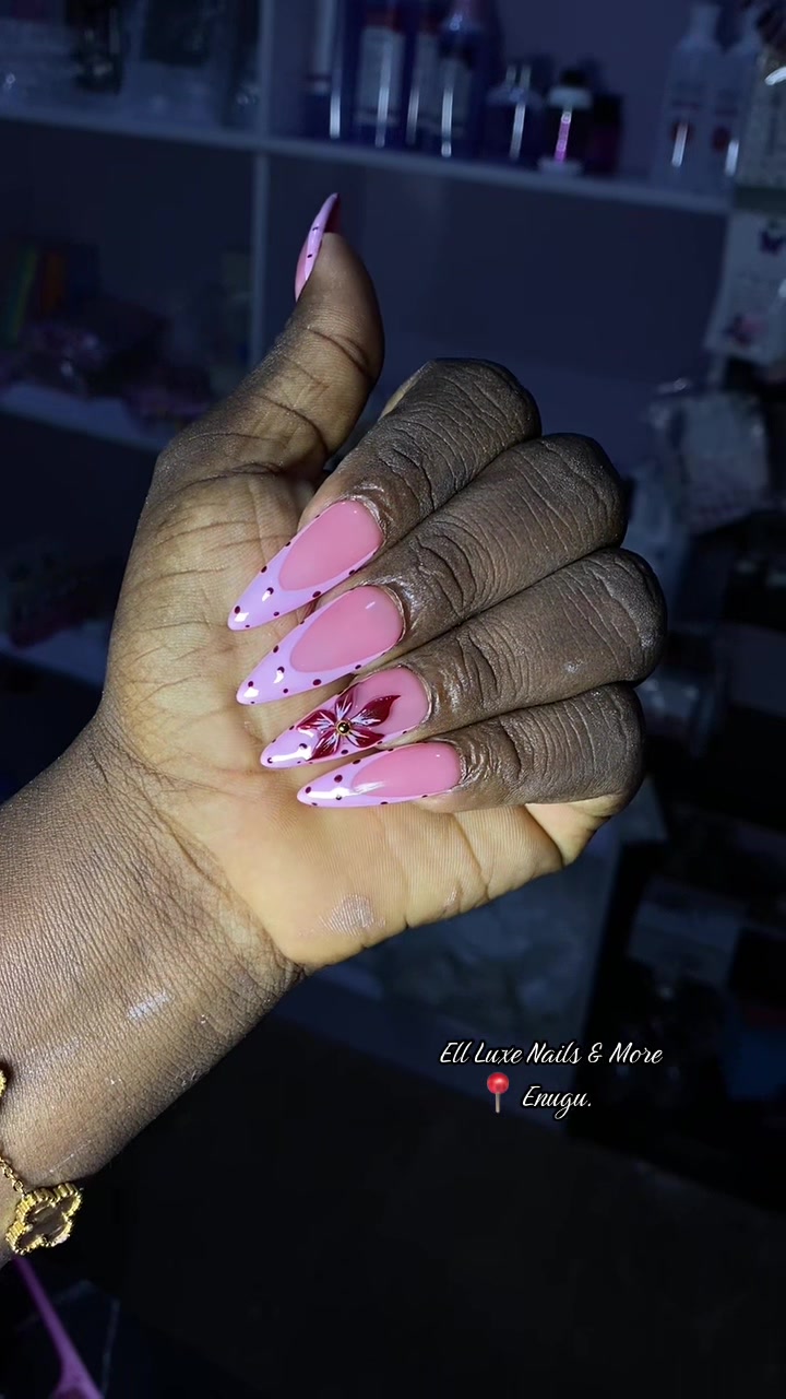 @NAILS /LASH TECH IN ENUGU