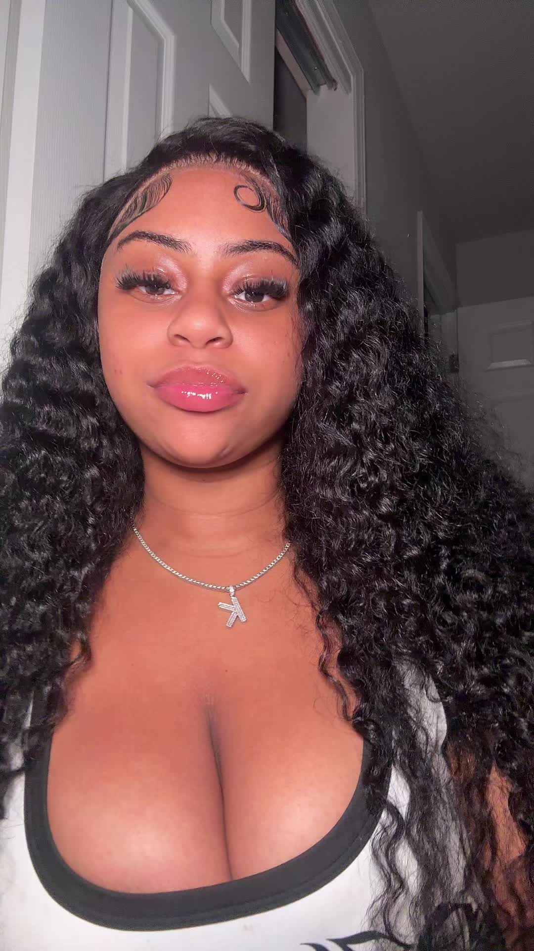 @Kaylalebomb ✨