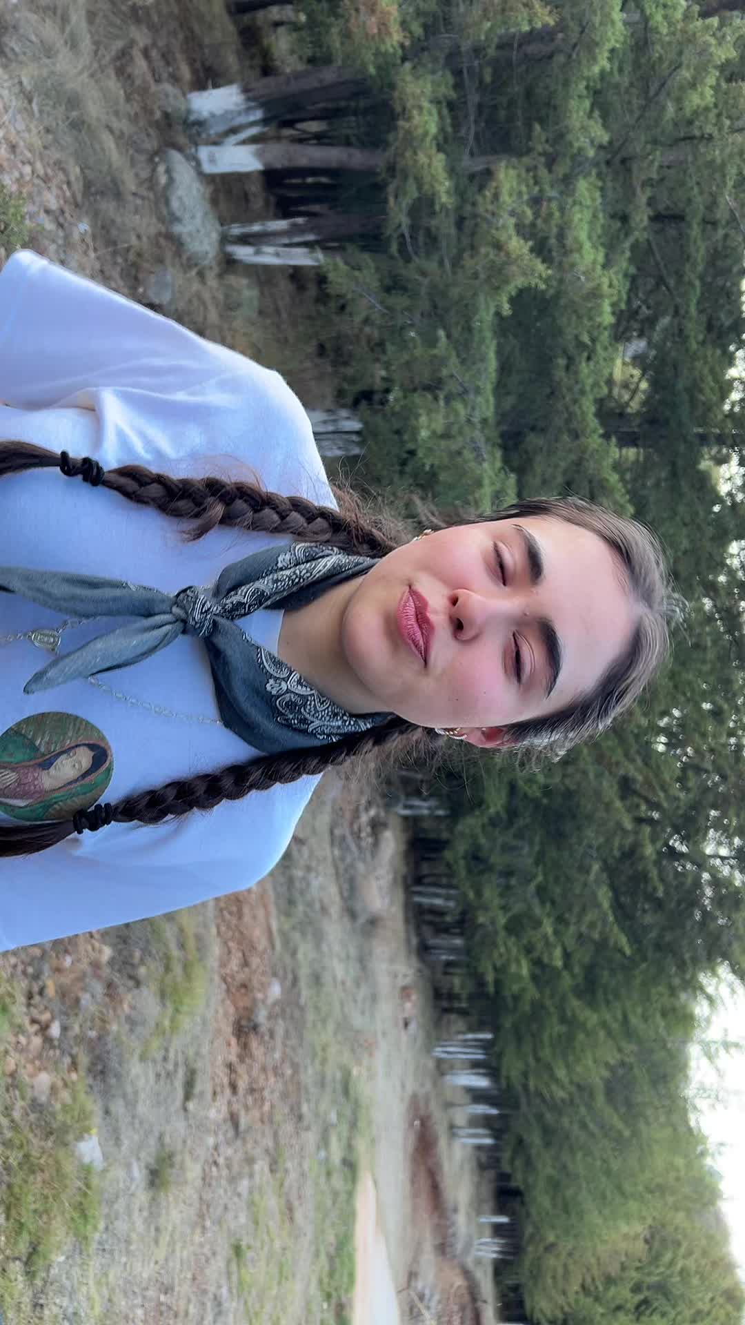 @Emi