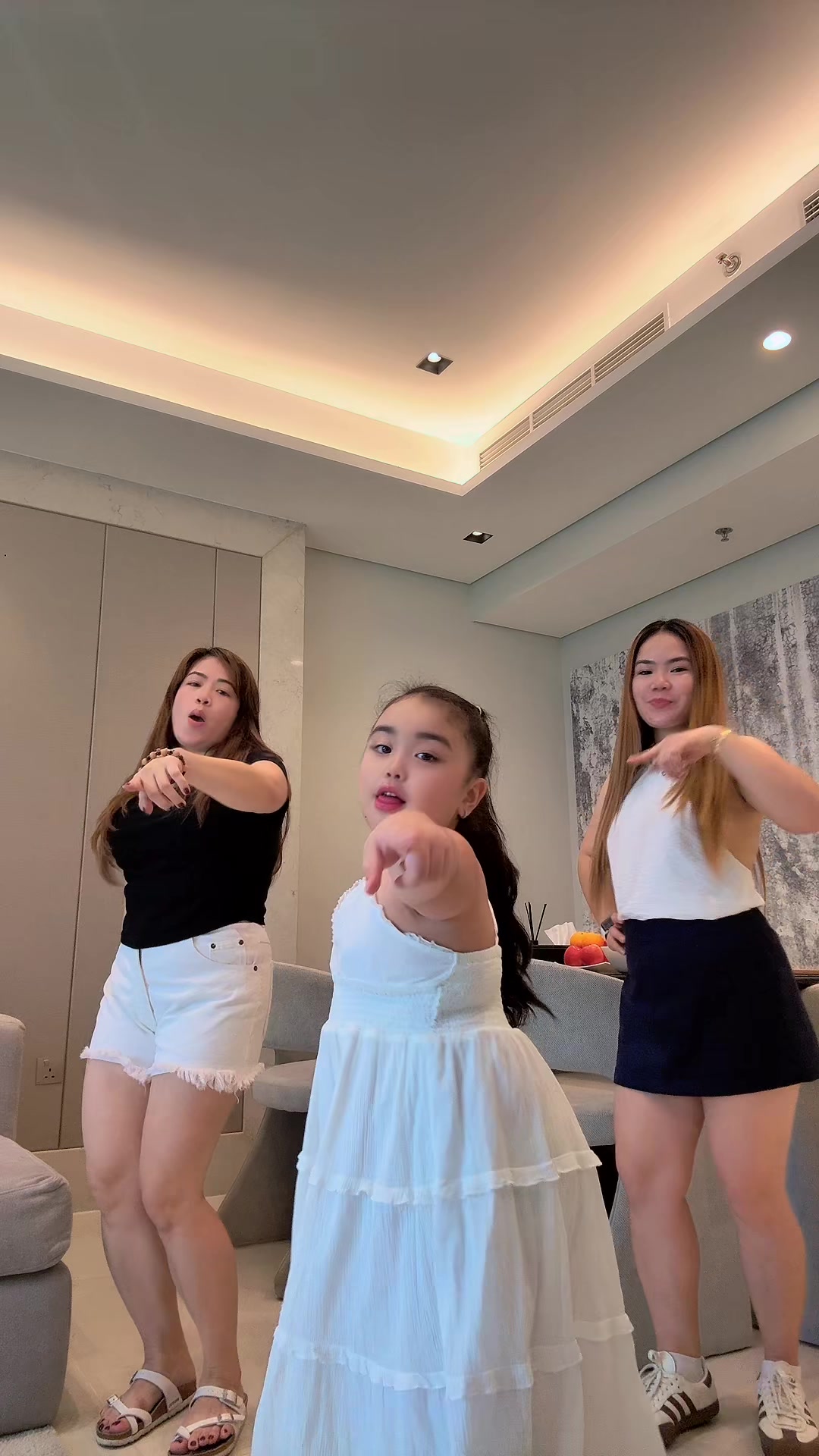 @myteecreamy