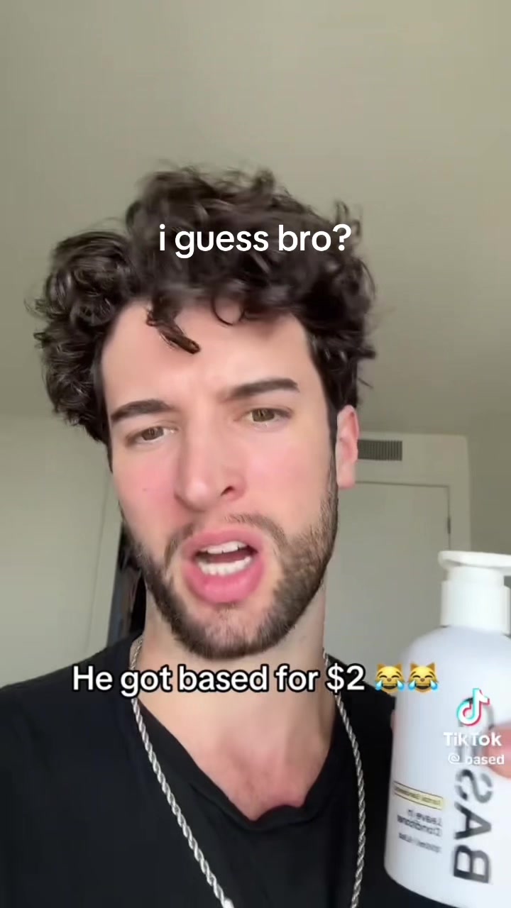 @weirdqueeflover98