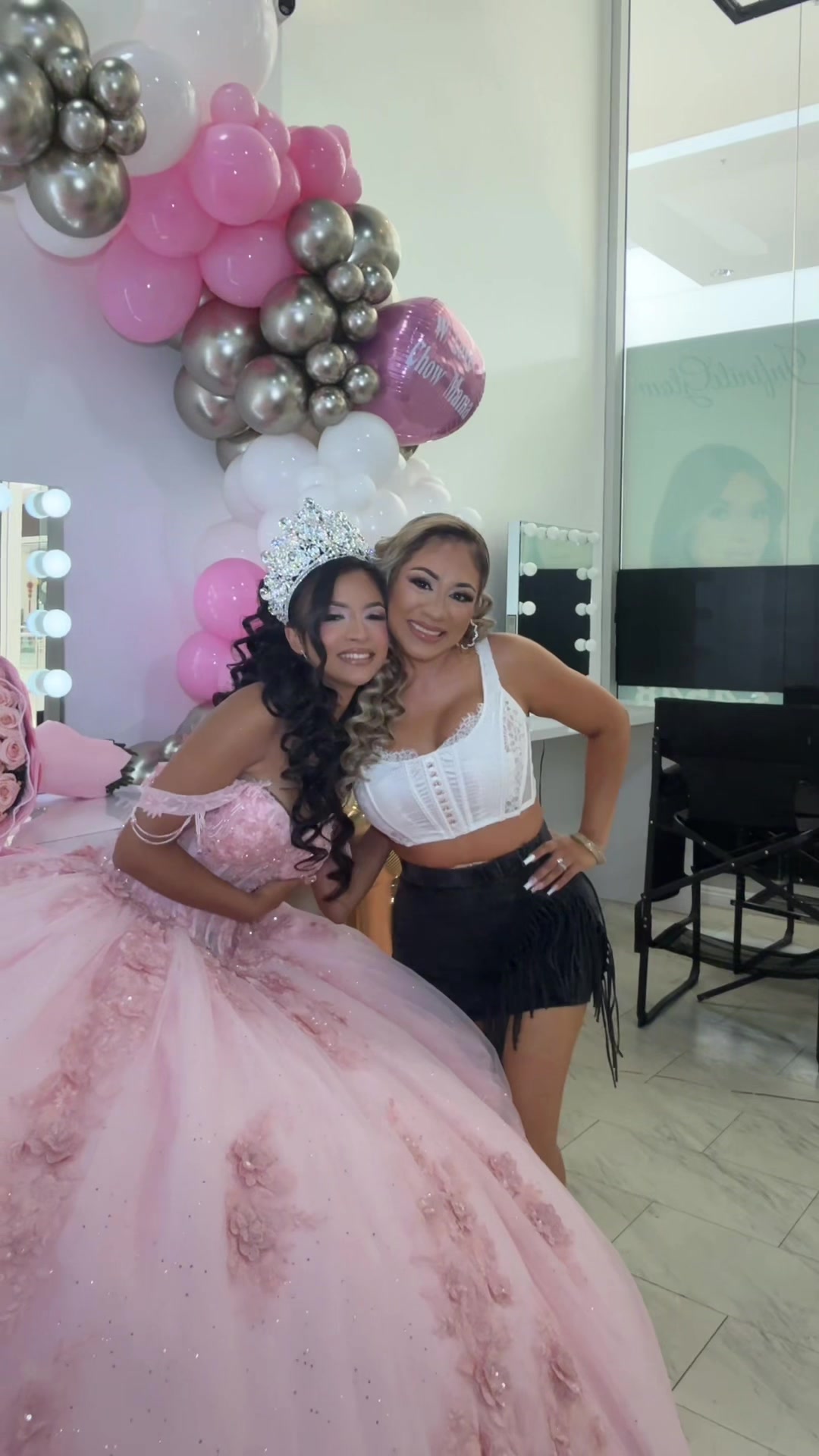 @chowbabygirl
