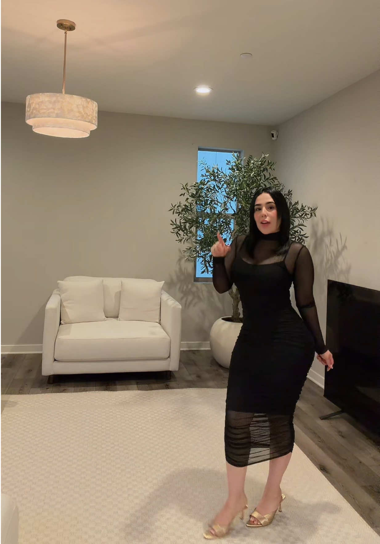 @stephaniereyex
