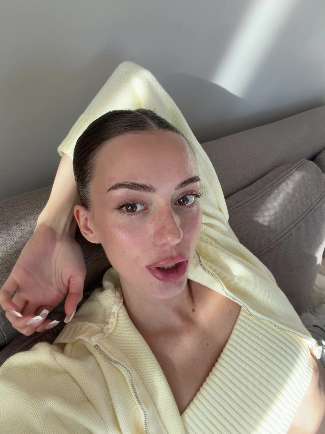 @КАРИША🦋