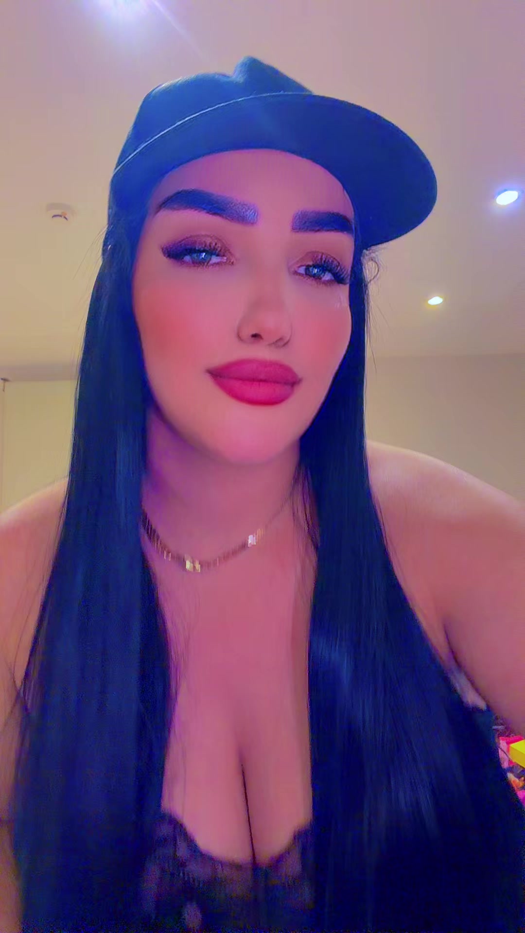 @👑sahoura👑