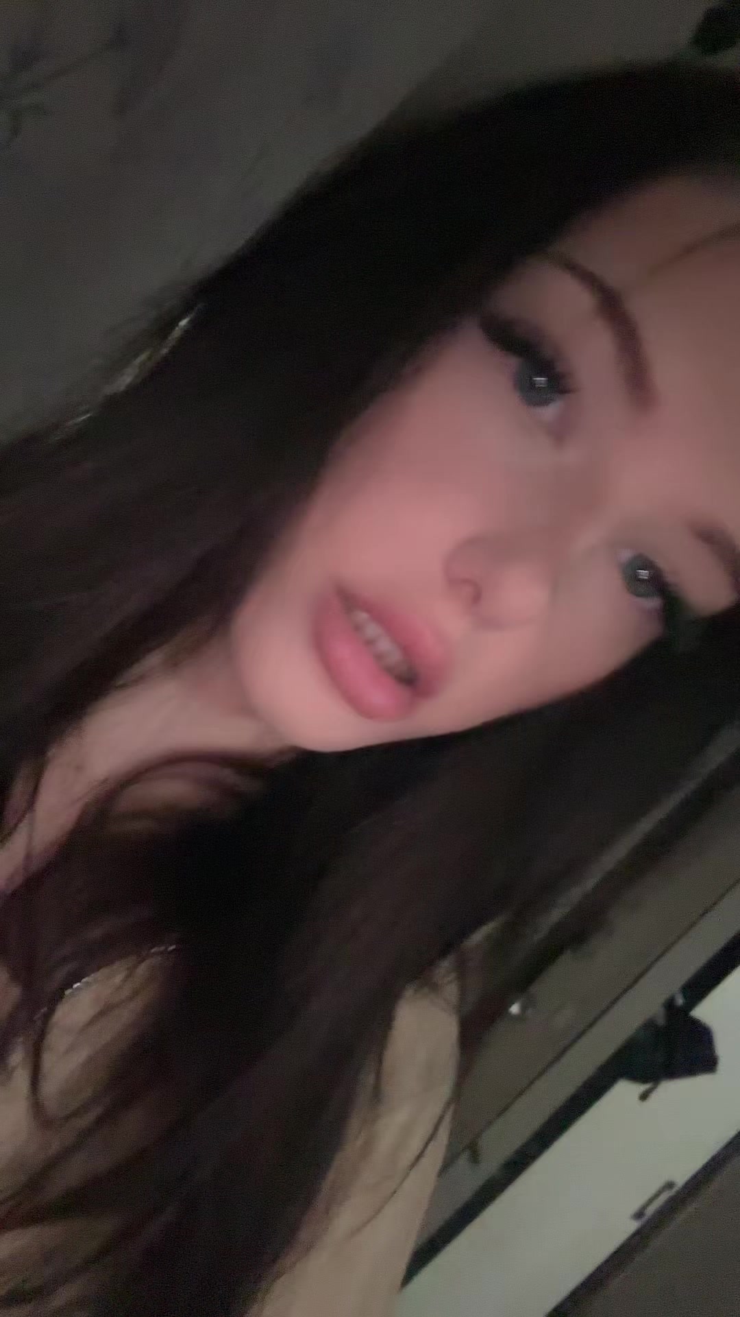 @slipinaaa