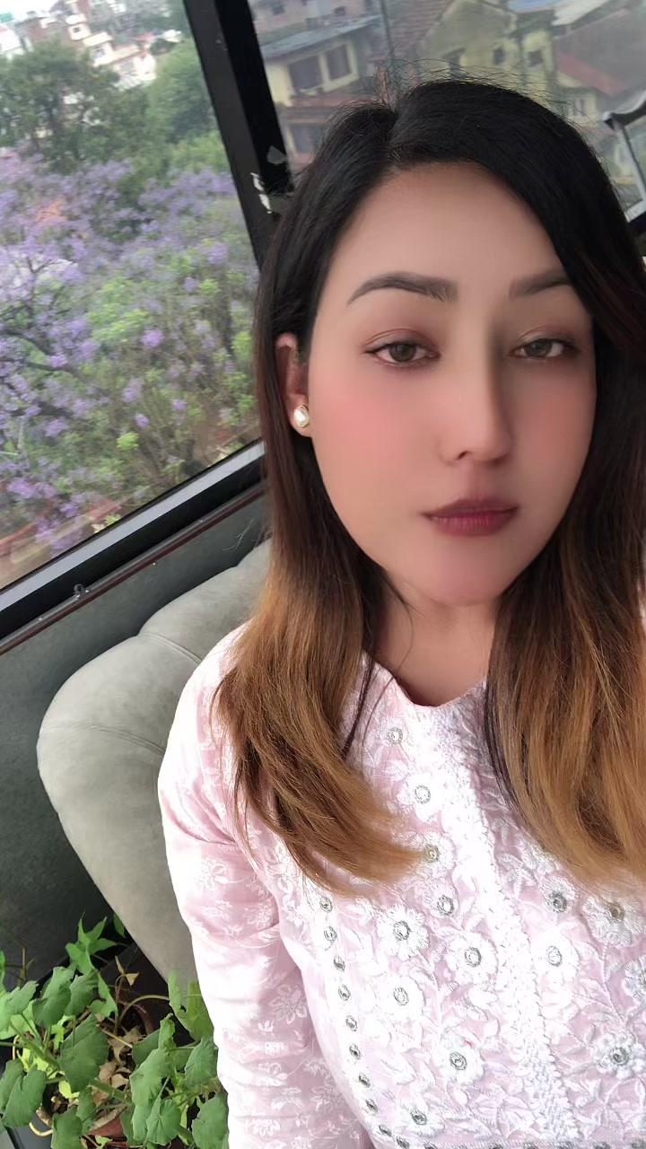 @Amee💫