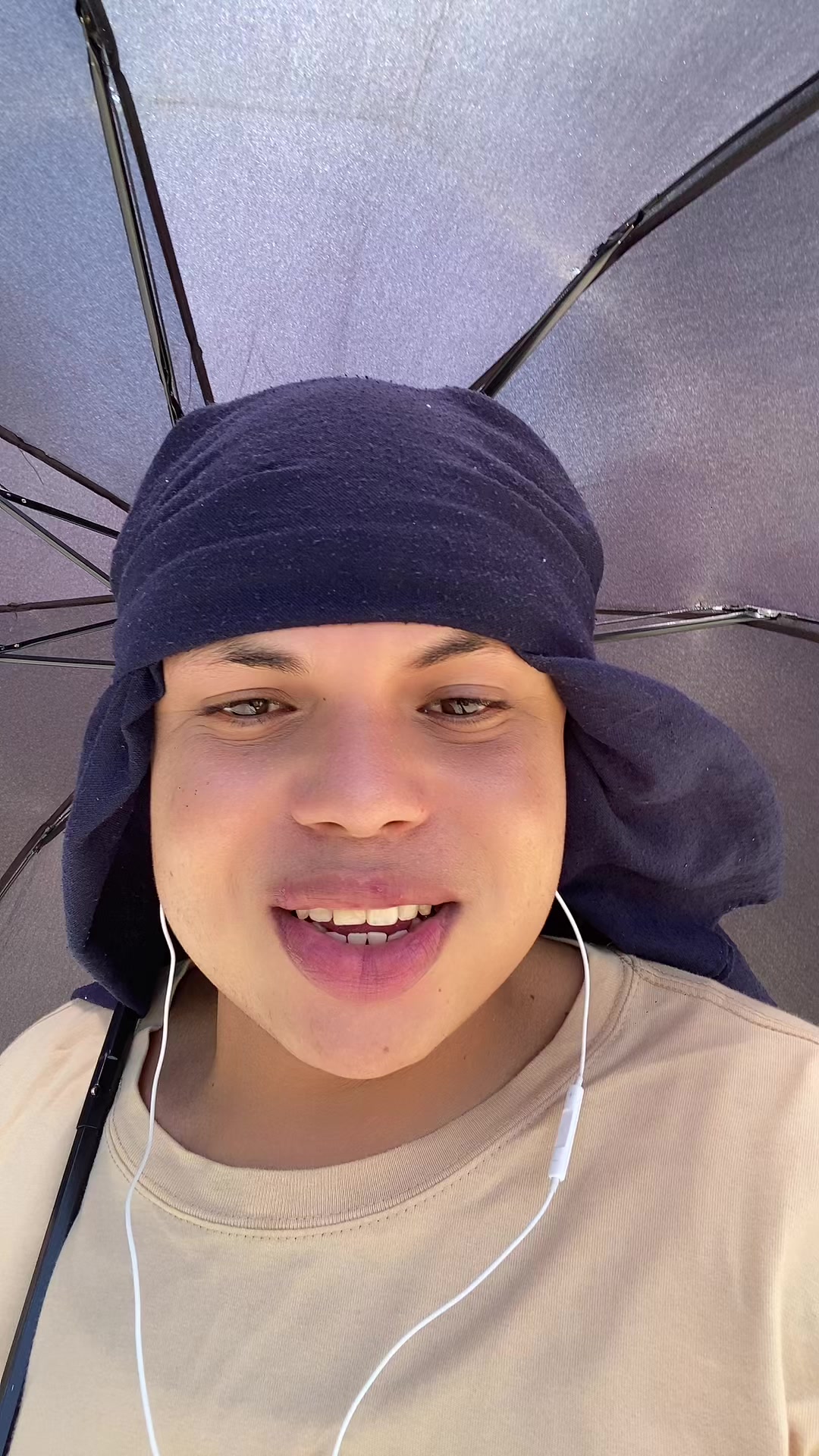 @Aby 🧑🦲