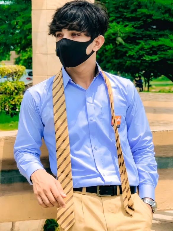 @👑SiLENT🖤SmILE 💔