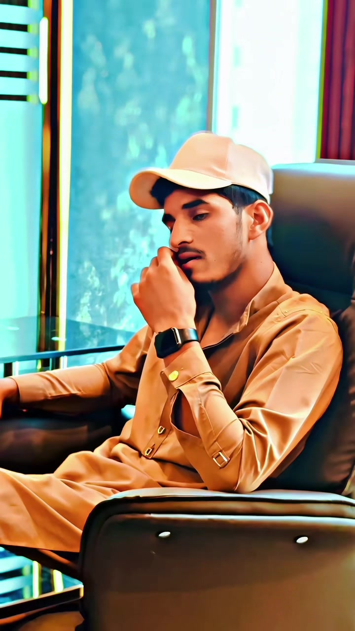 @HUZAiFA JUTT🦅