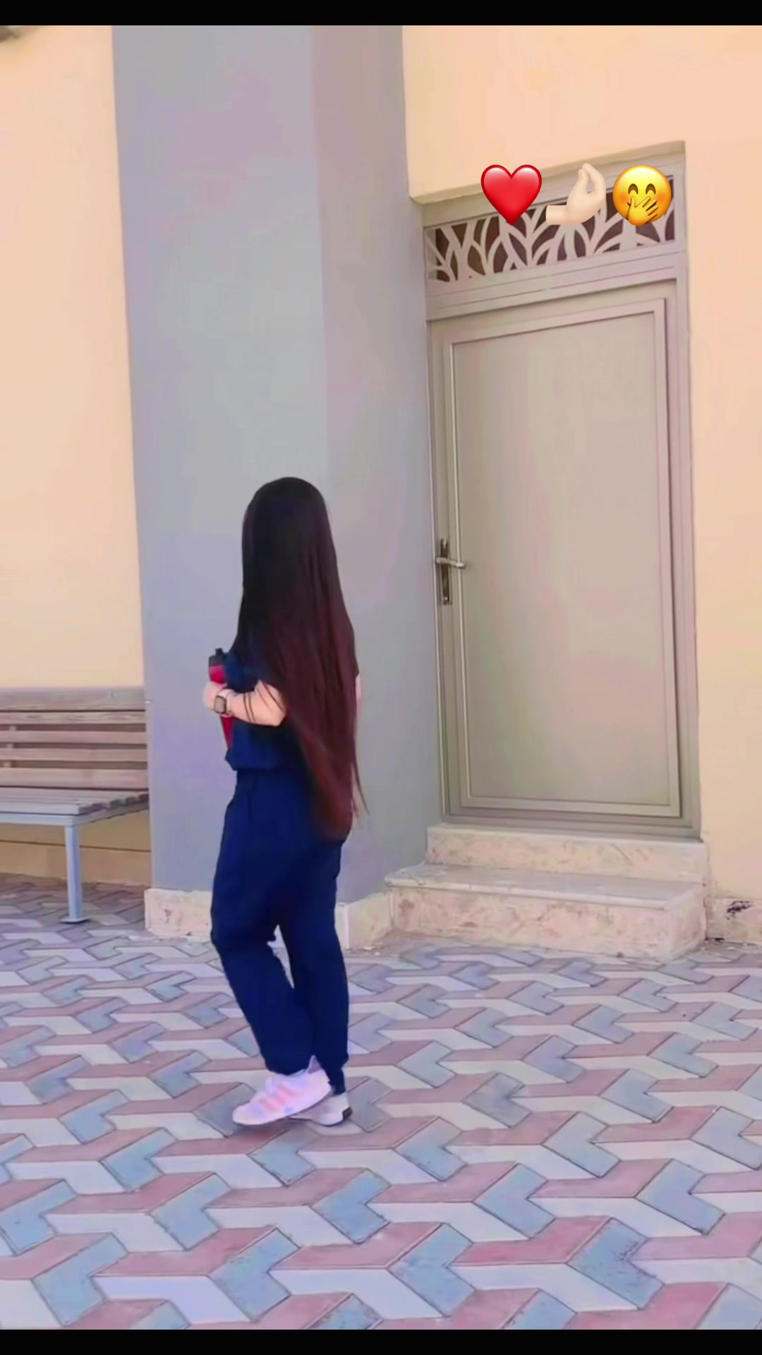 @Dr Siran