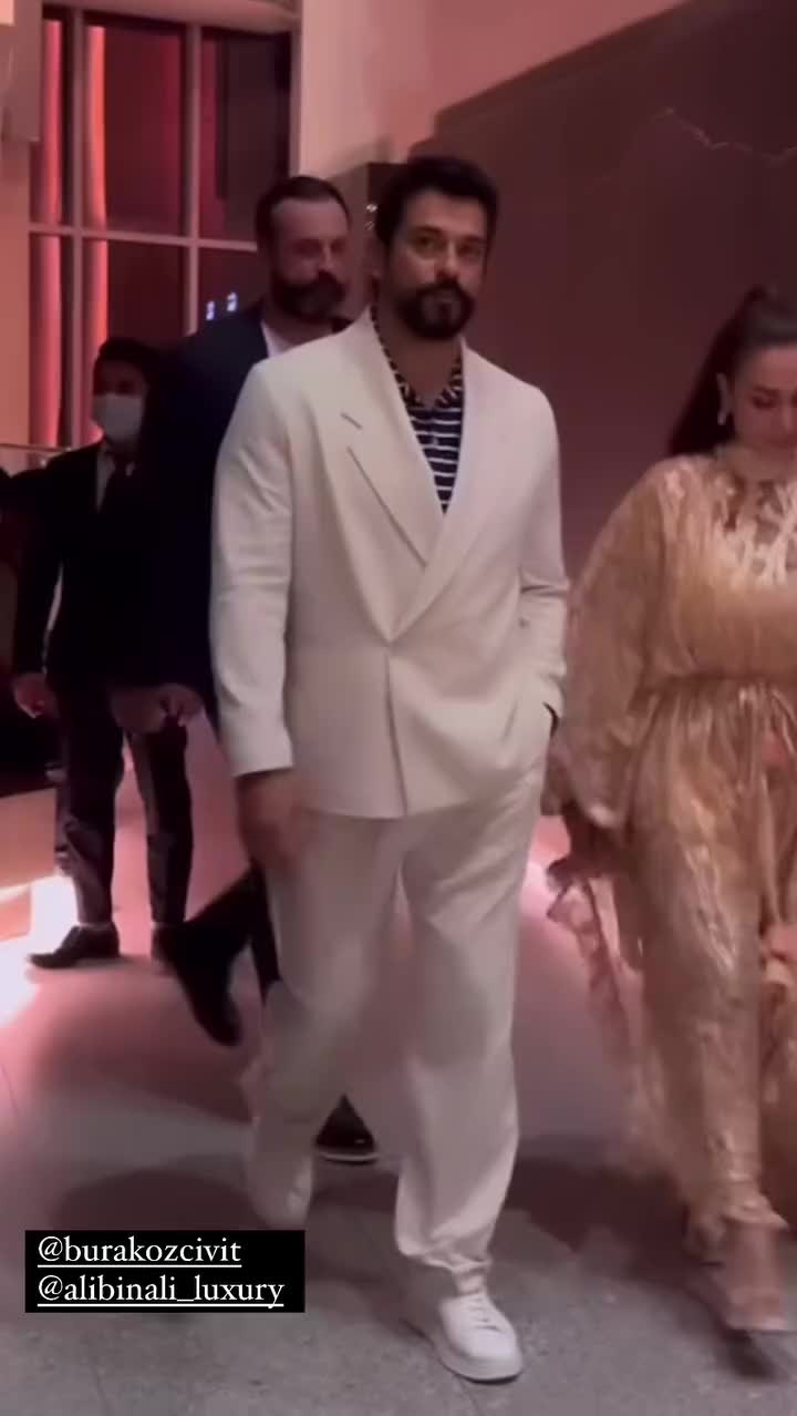 @Burak Özçivit