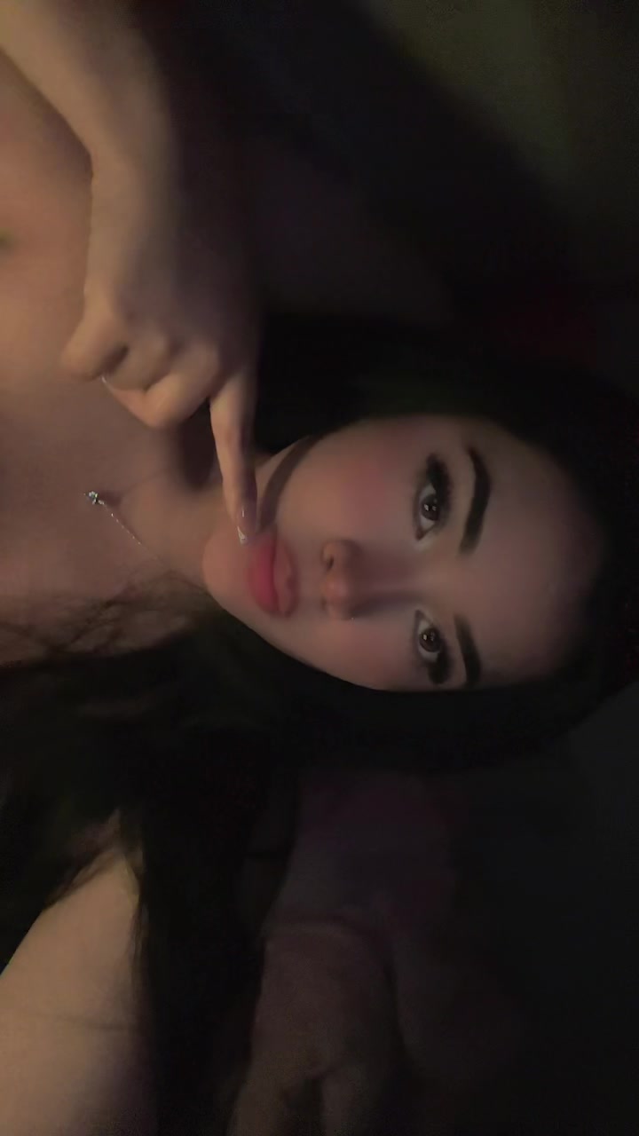 @🧸