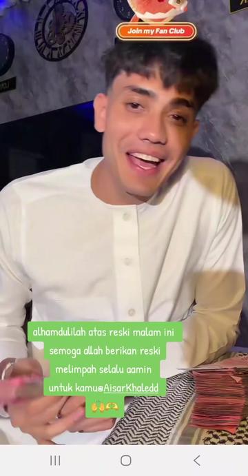 @ÇuT AdAaJa😋