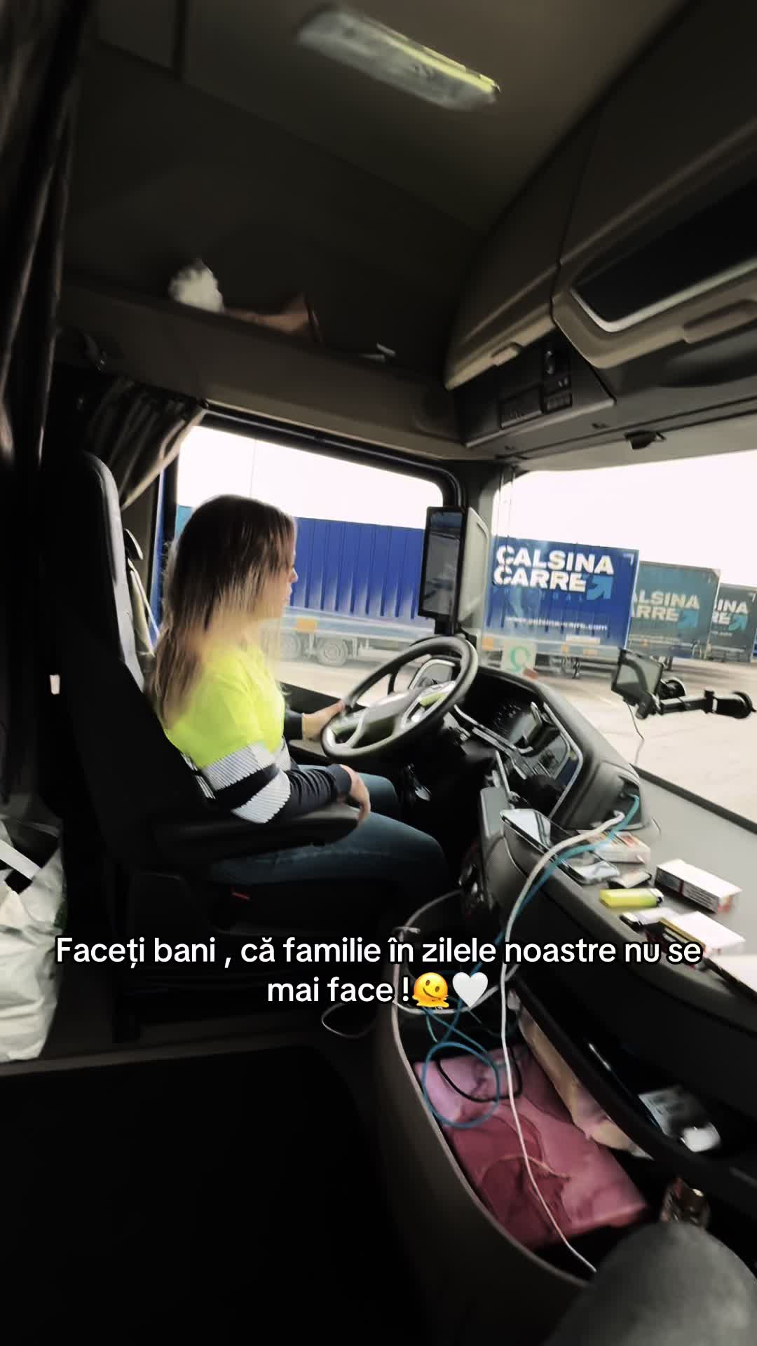 @Elena Gabriela
